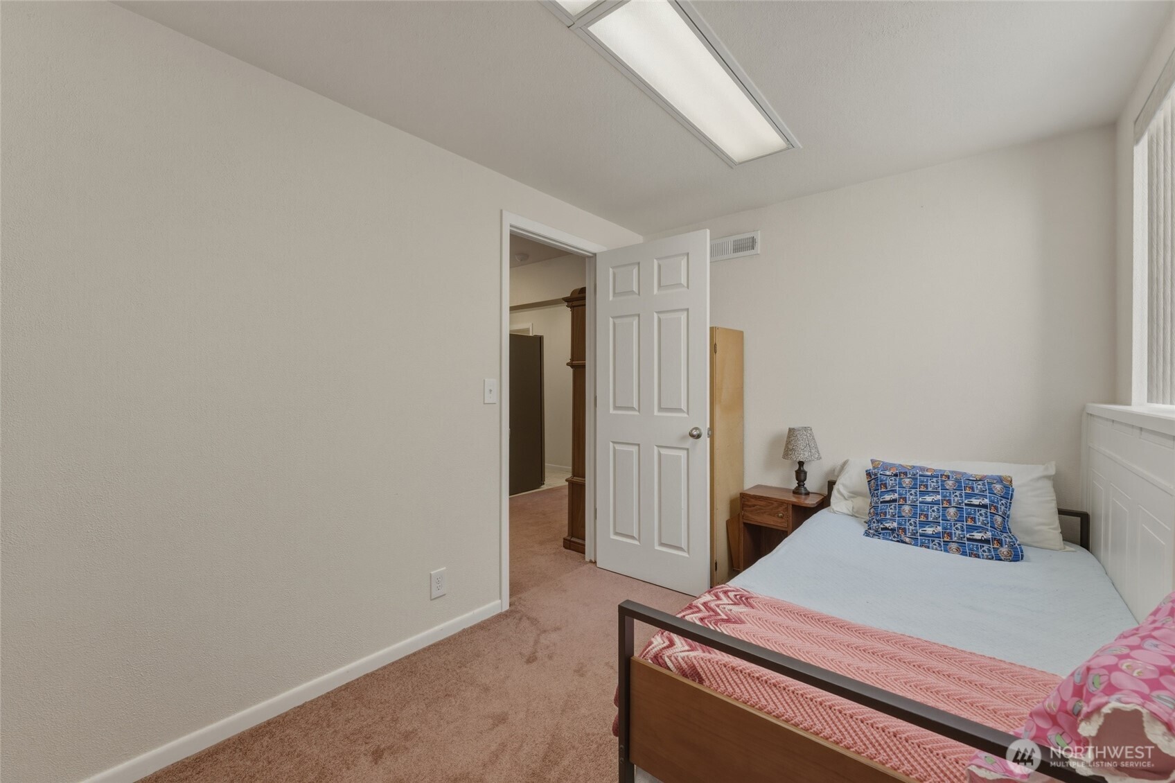 1140 SE Colonial Drive , College Place, WA 99362