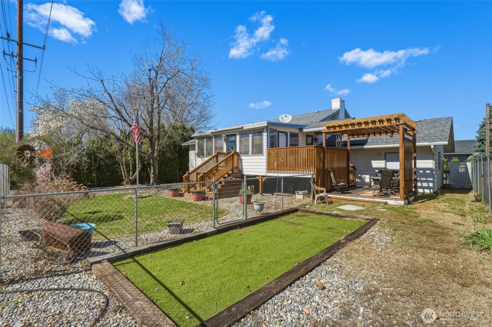 1140 SE Colonial Drive , College Place, WA 99362