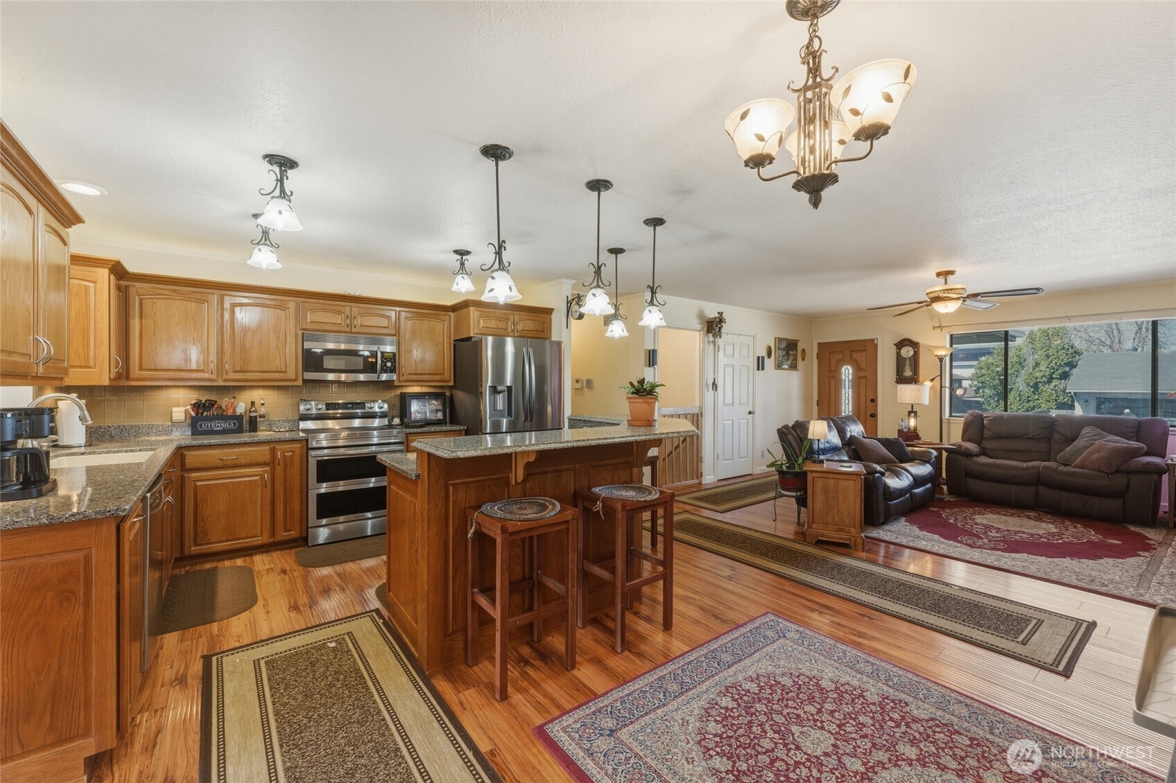 1140 SE Colonial Drive , College Place, WA 99362