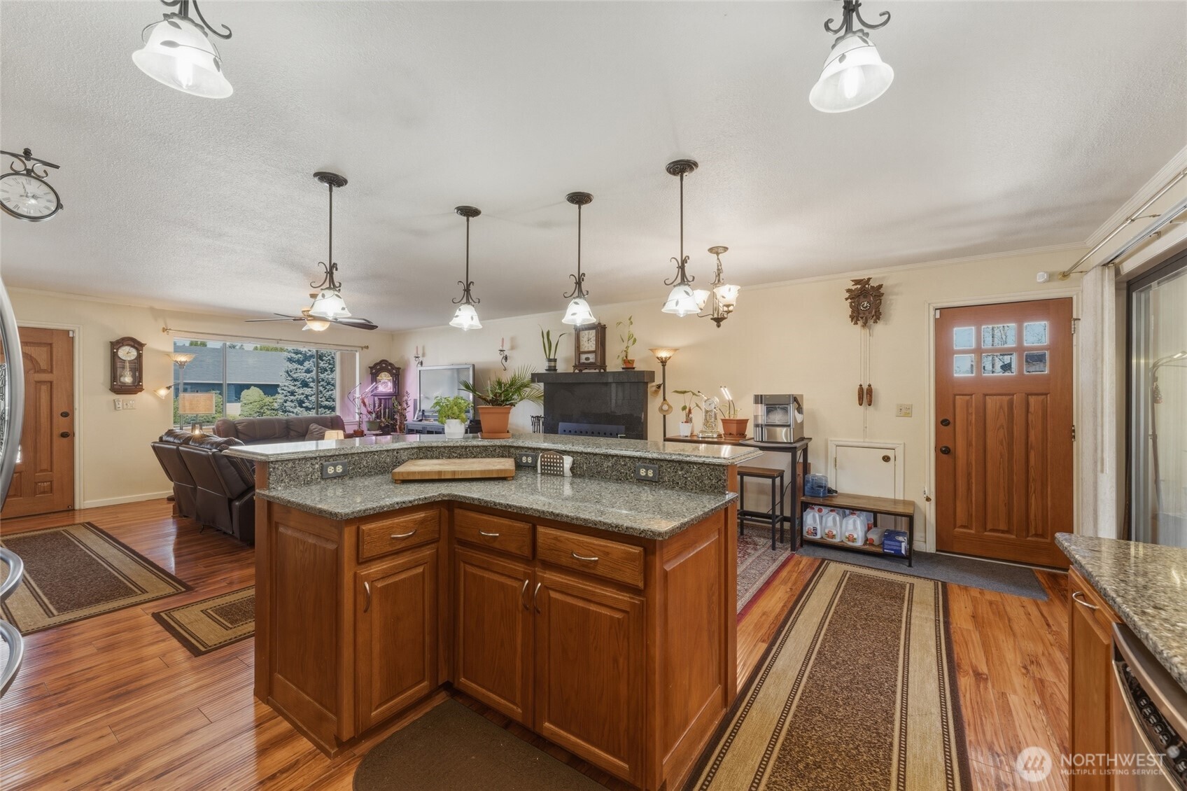 1140 SE Colonial Drive , College Place, WA 99362