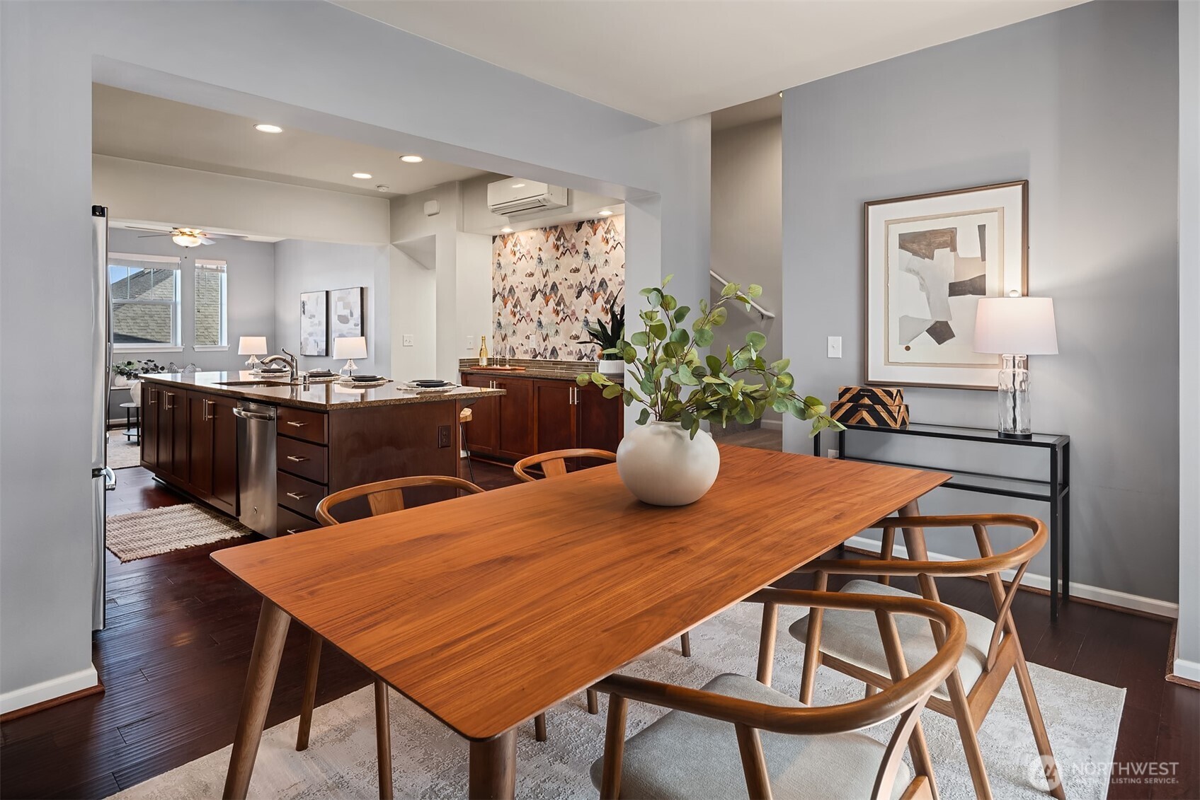 3250 SW Graham Street #104, Seattle, WA 98126