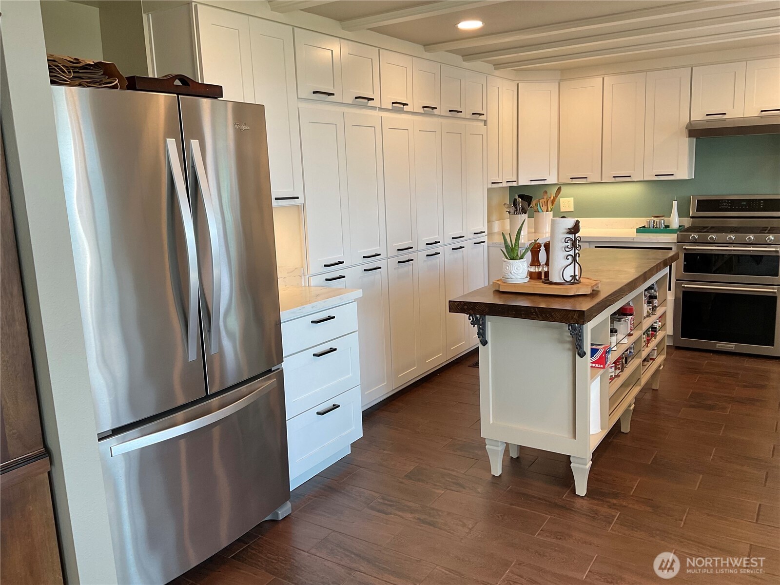 1418 Bonnie View Acres Road , Oak Harbor, WA 98277