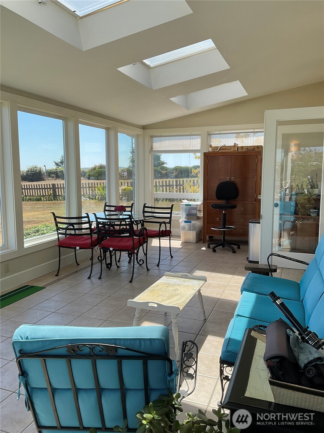 1418 Bonnie View Acres Road , Oak Harbor, WA 98277