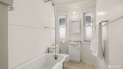 7220 4th Avenue NW, Seattle, WA 98117 - Photo 13