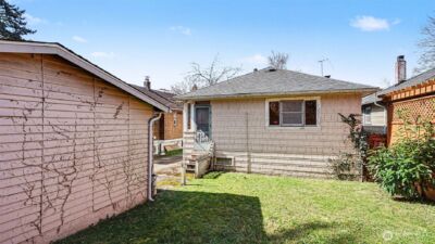 7220 4th Avenue NW, Seattle, WA 98117 - Photo 16