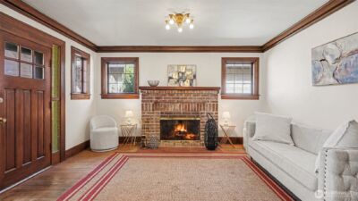 7220 4th Avenue NW, Seattle, WA 98117 - Photo 4