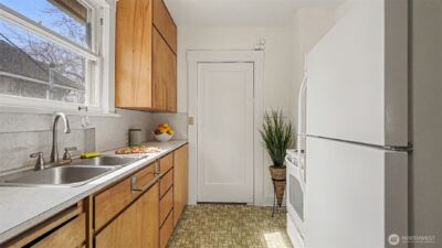 7220 4th Avenue NW, Seattle, WA 98117 - Photo 8