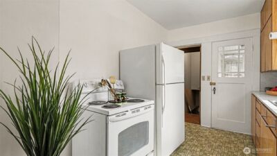 7220 4th Avenue NW, Seattle, WA 98117 - Photo 10