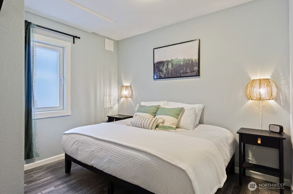 719 S Sheridan Avenue , Tacoma, WA 98405