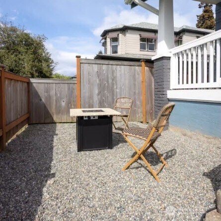 719 S Sheridan Avenue , Tacoma, WA 98405