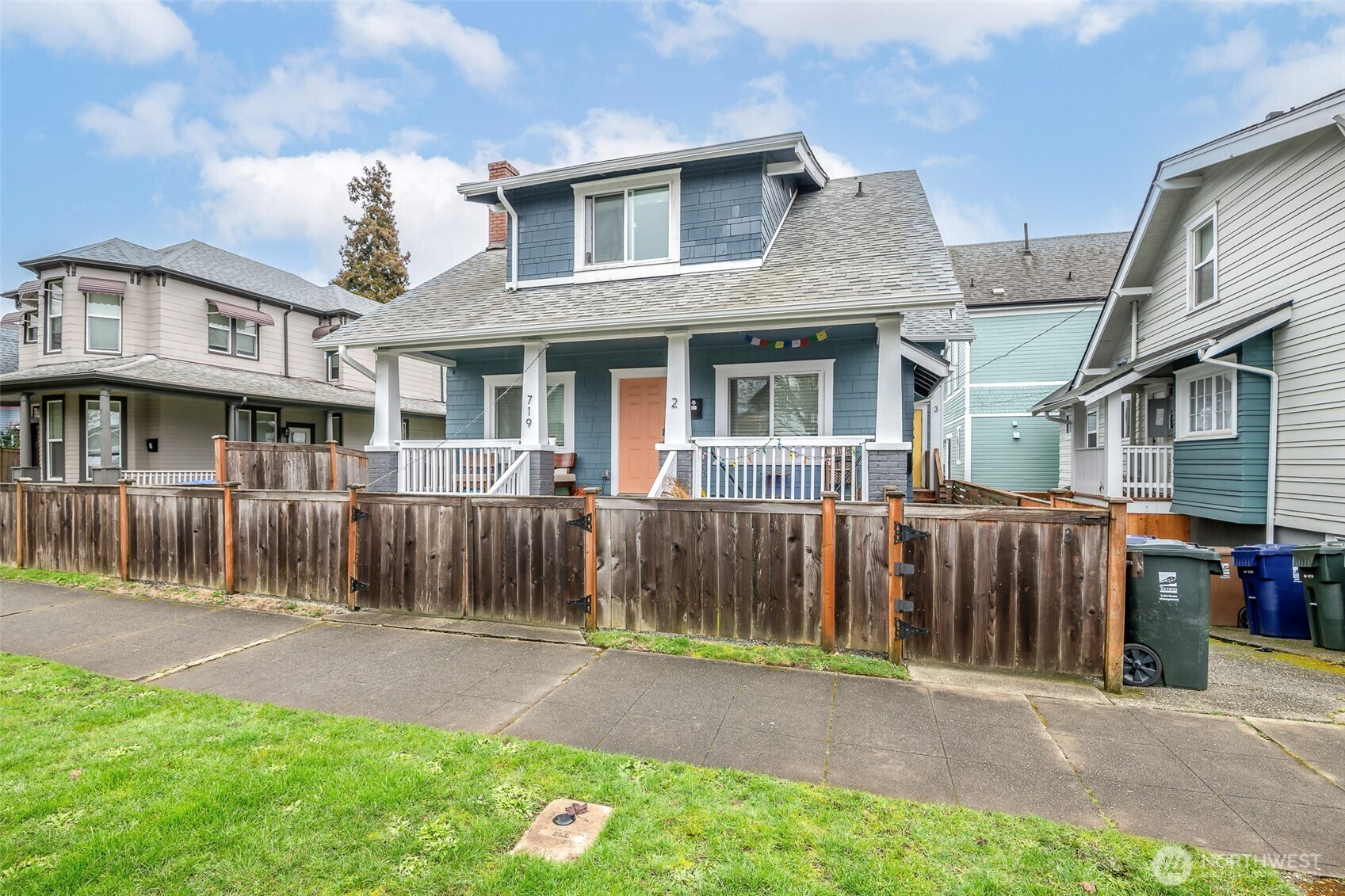 719 S Sheridan Avenue , Tacoma, WA 98405
