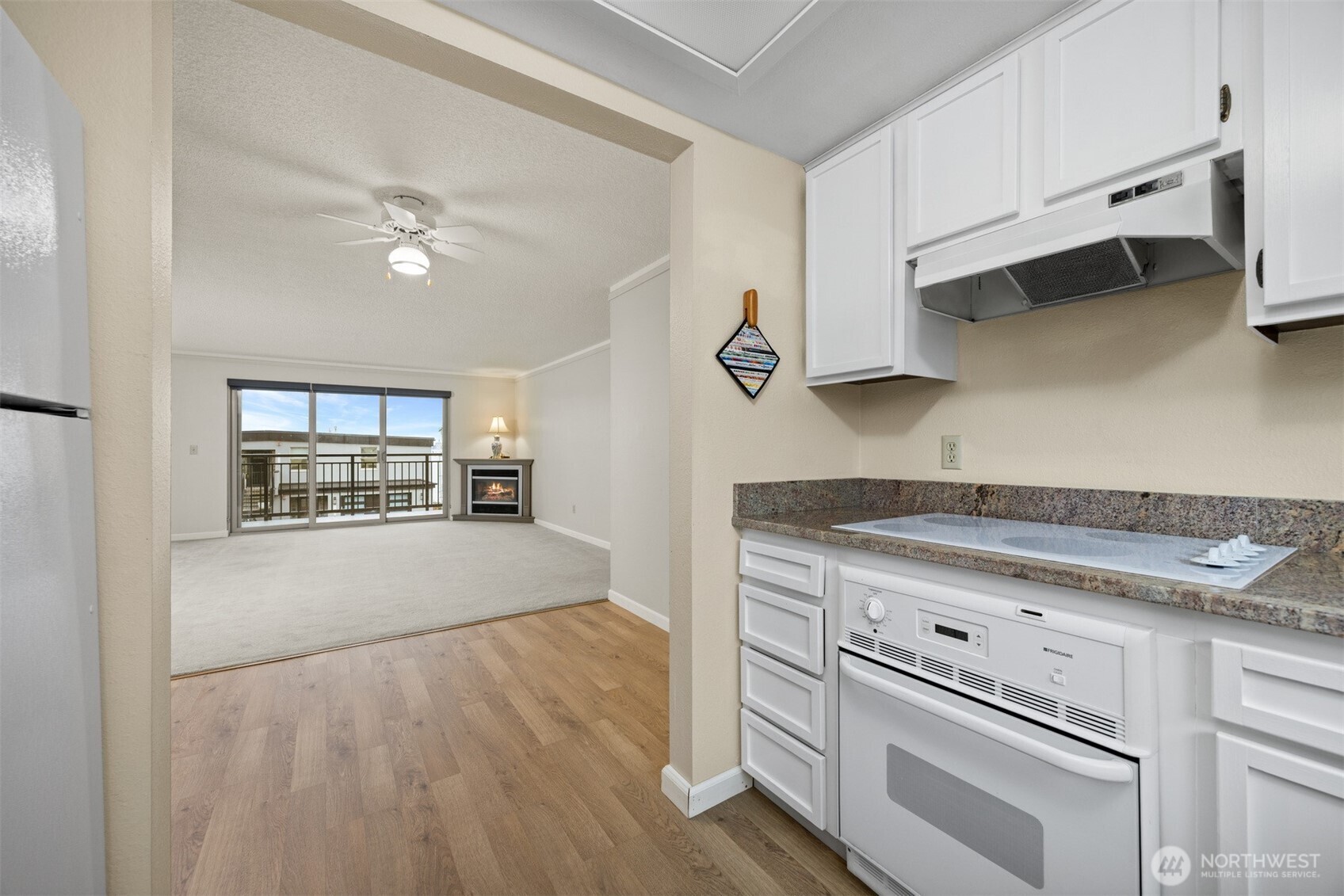 700 11th Street #C-1, Bellingham, WA 98225