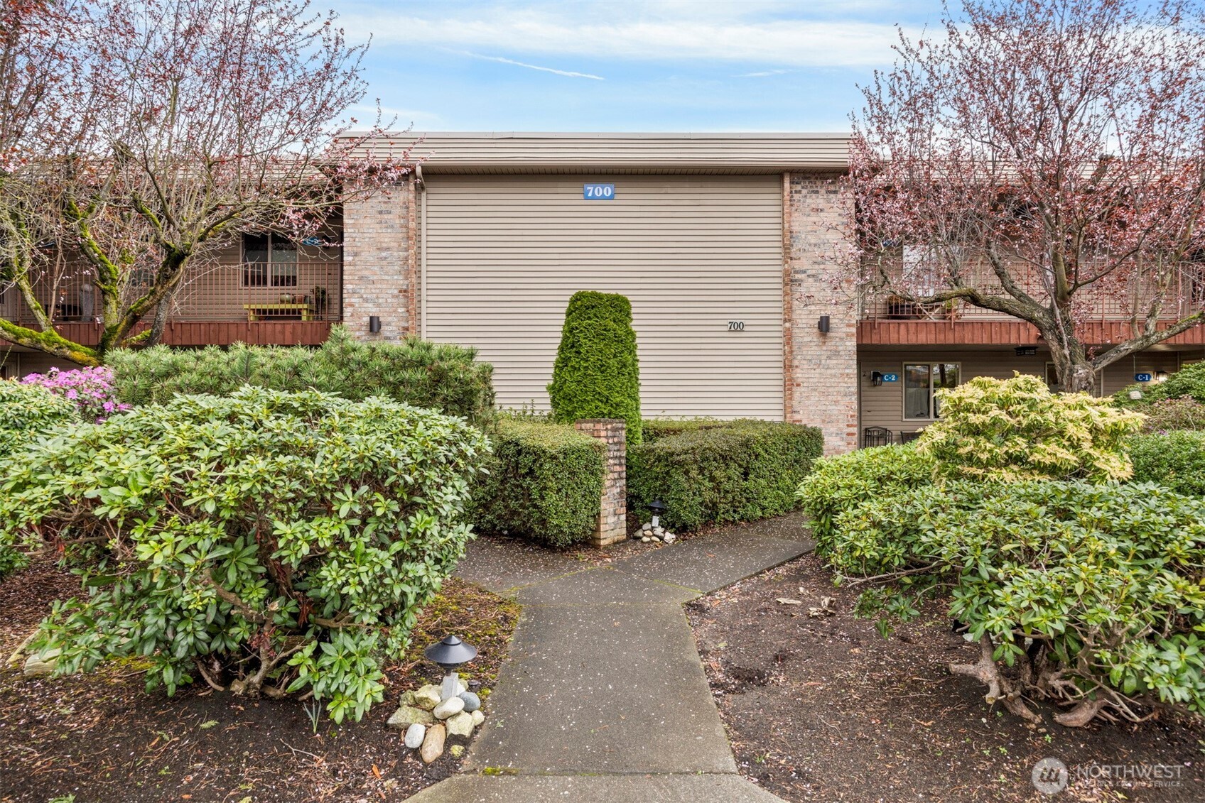 700 11th Street #C-1, Bellingham, WA 98225