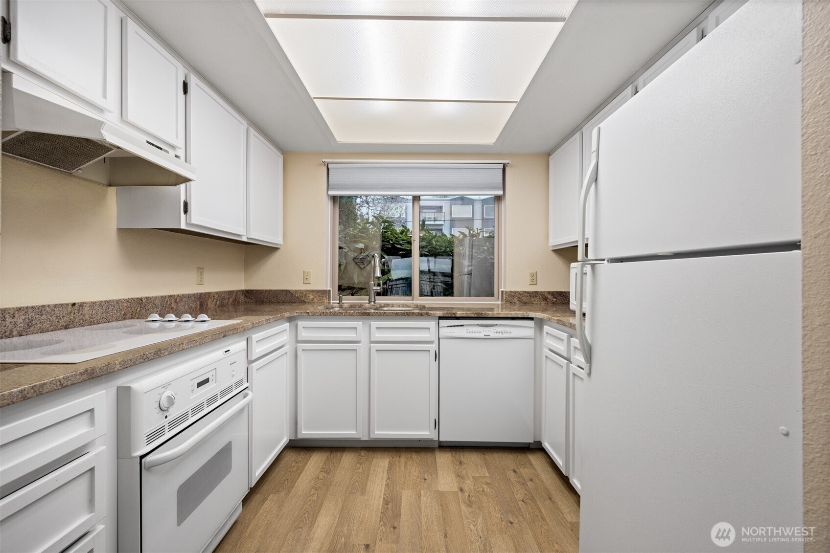 700 11th Street #C-1, Bellingham, WA 98225