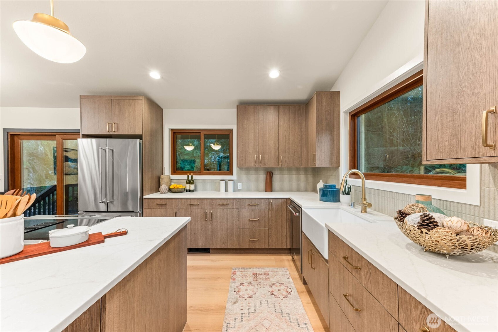 15817 SE Newport (private drive) Way , Bellevue, WA 98006