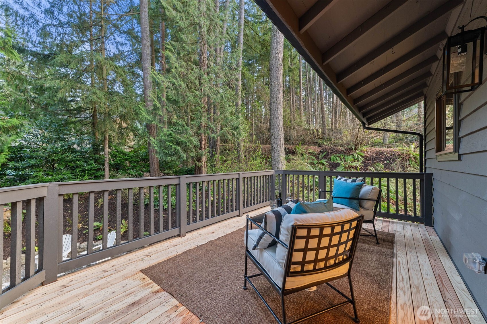 15817 SE Newport (private drive) Way , Bellevue, WA 98006