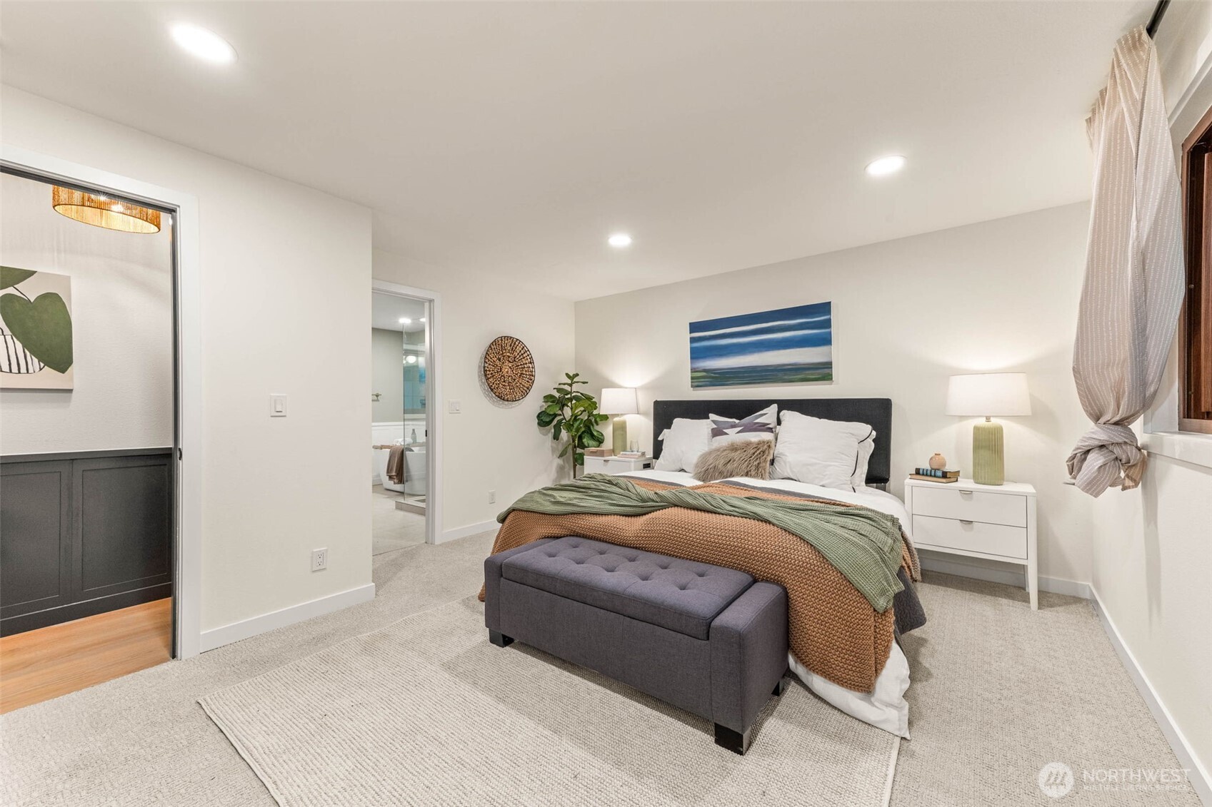 15817 SE Newport (private drive) Way , Bellevue, WA 98006