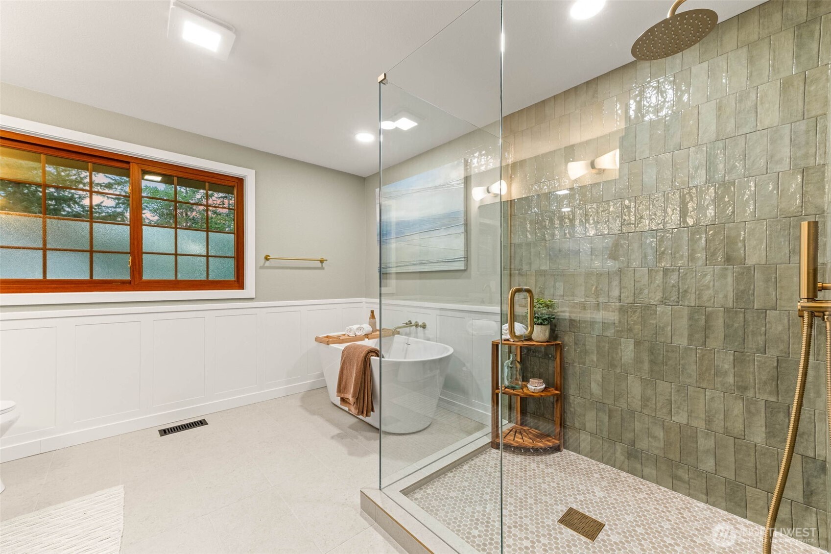 15817 SE Newport (private drive) Way , Bellevue, WA 98006