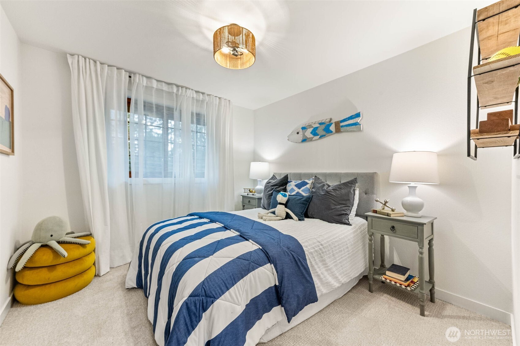 15817 SE Newport (private drive) Way , Bellevue, WA 98006