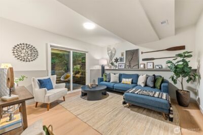 15817 SE Newport (private drive) Way , Bellevue, WA 98006 - Photo 22