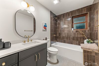 15817 SE Newport (private drive) Way , Bellevue, WA 98006 - Photo 26