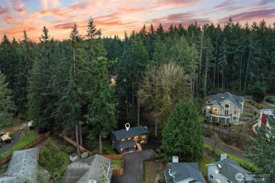 15817 SE Newport (private drive) Way , Bellevue, WA 98006 - Photo 32
