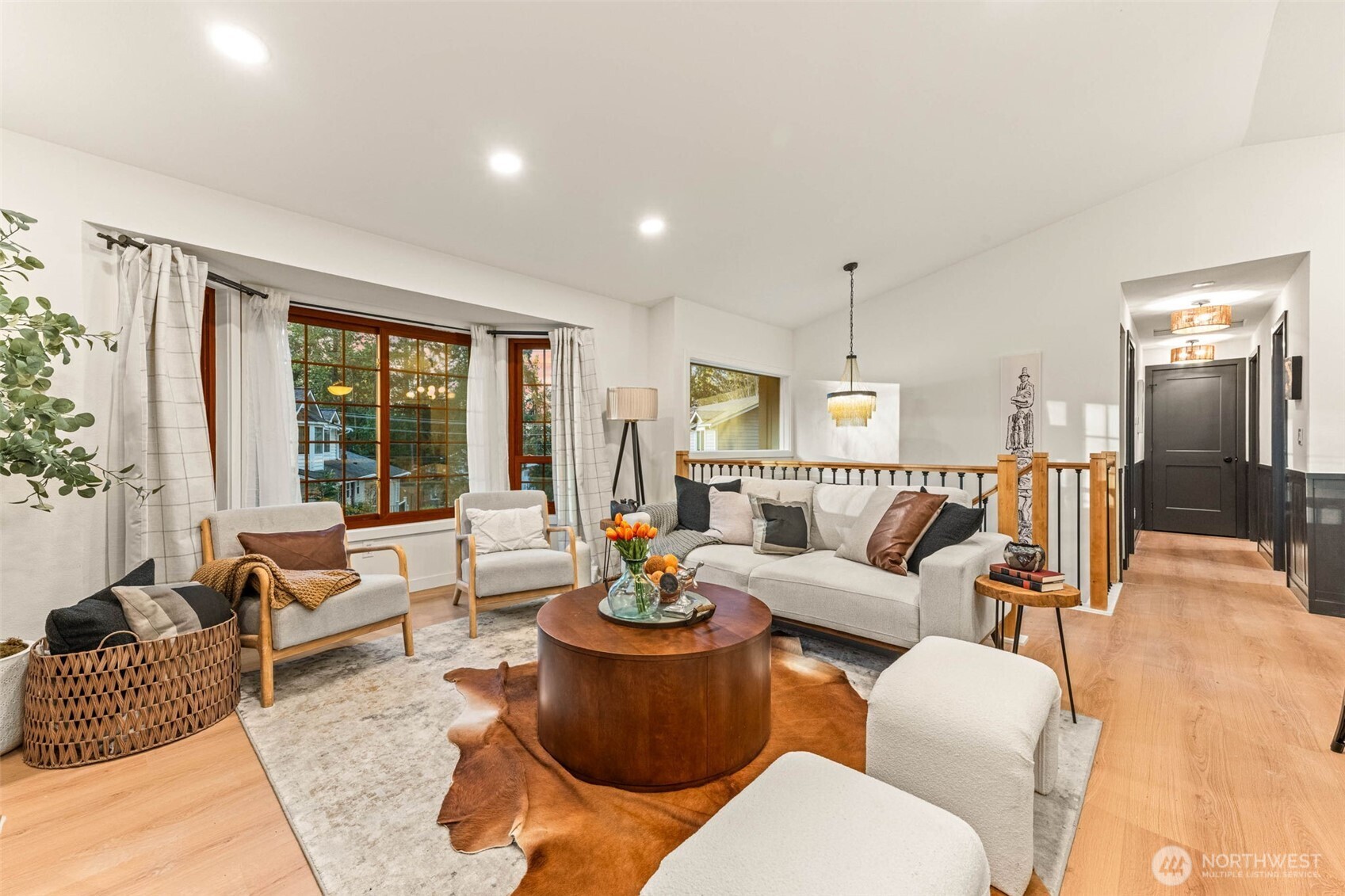 15817 SE Newport (private drive) Way , Bellevue, WA 98006