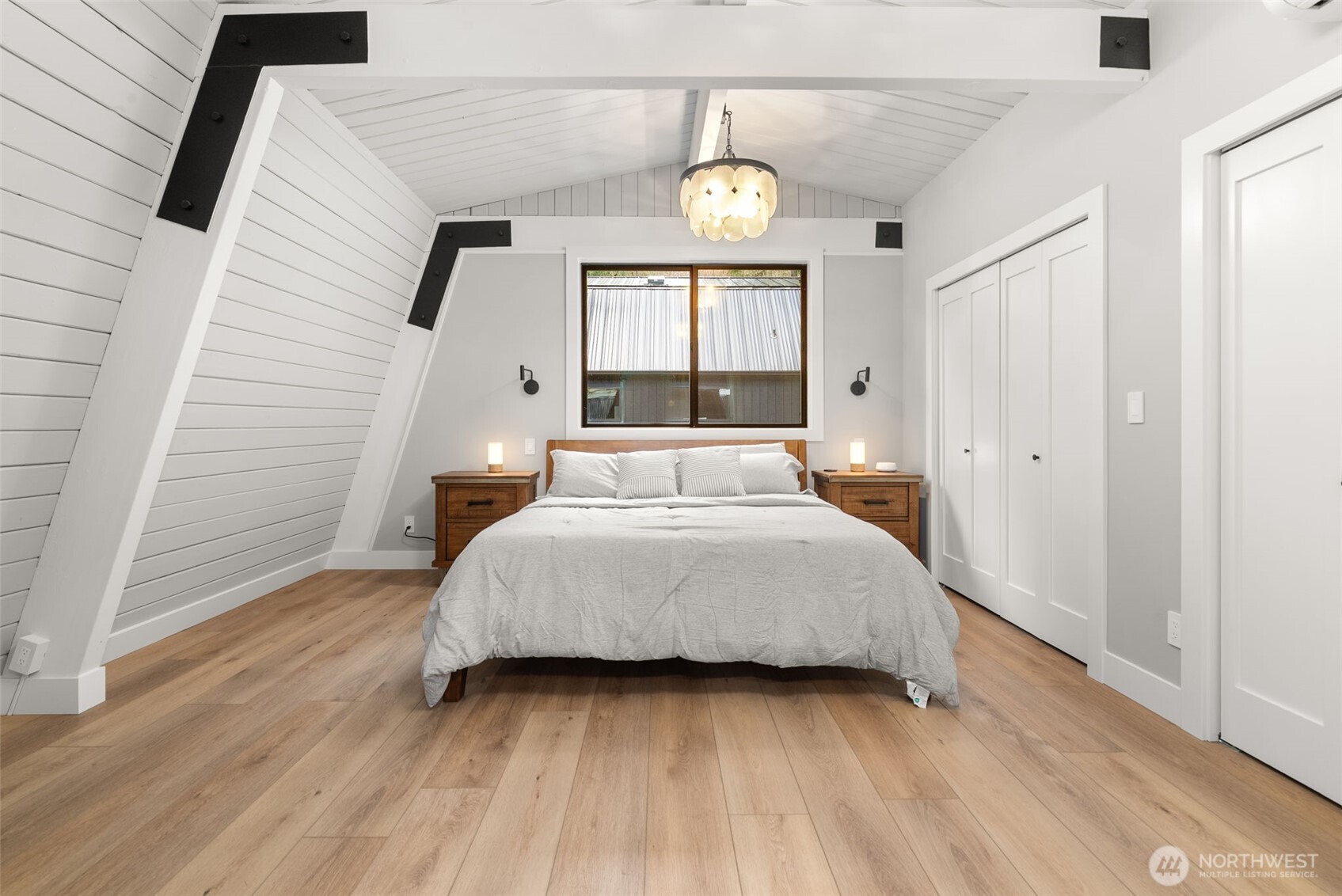 1721 Summit Lake Shore Road NW, Olympia, WA 98502