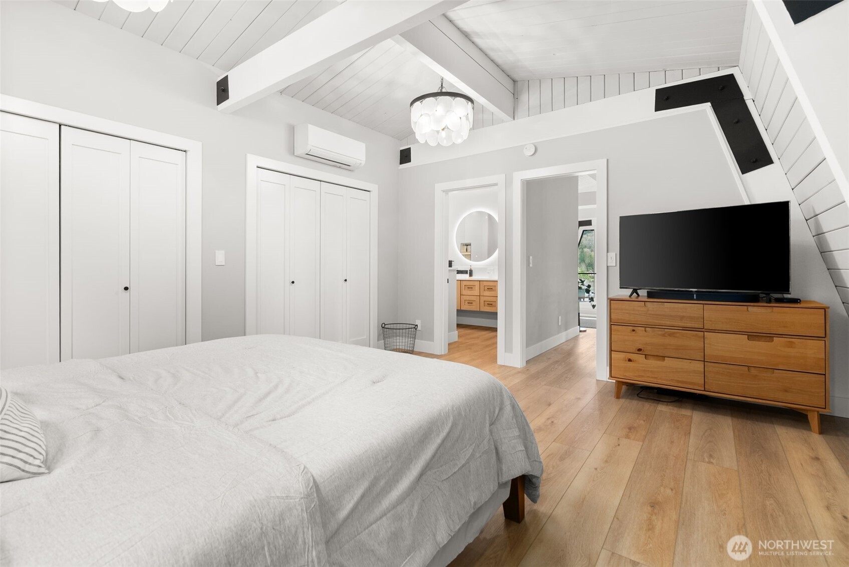 1721 Summit Lake Shore Road NW, Olympia, WA 98502