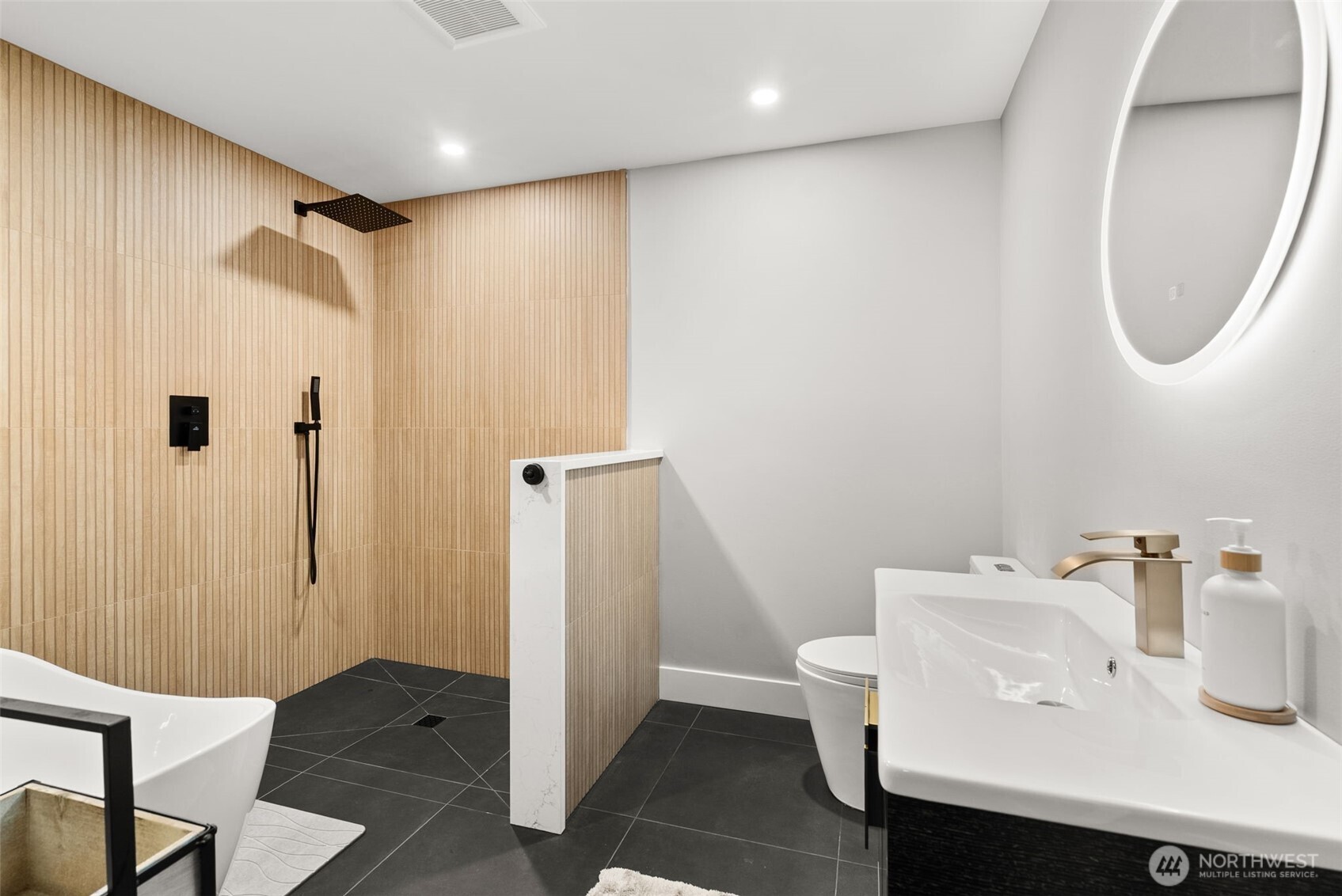 1721 Summit Lake Shore Road NW, Olympia, WA 98502