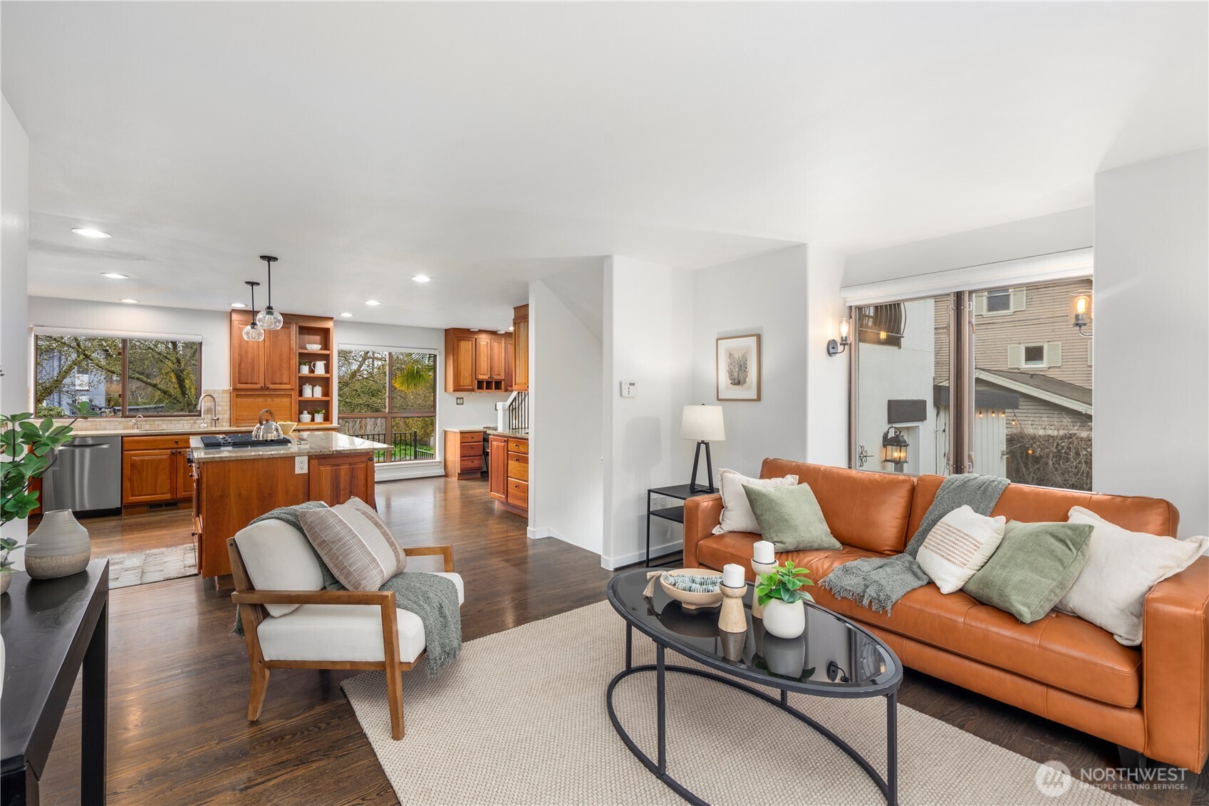 4003 E Newton Street , Seattle, WA 98112