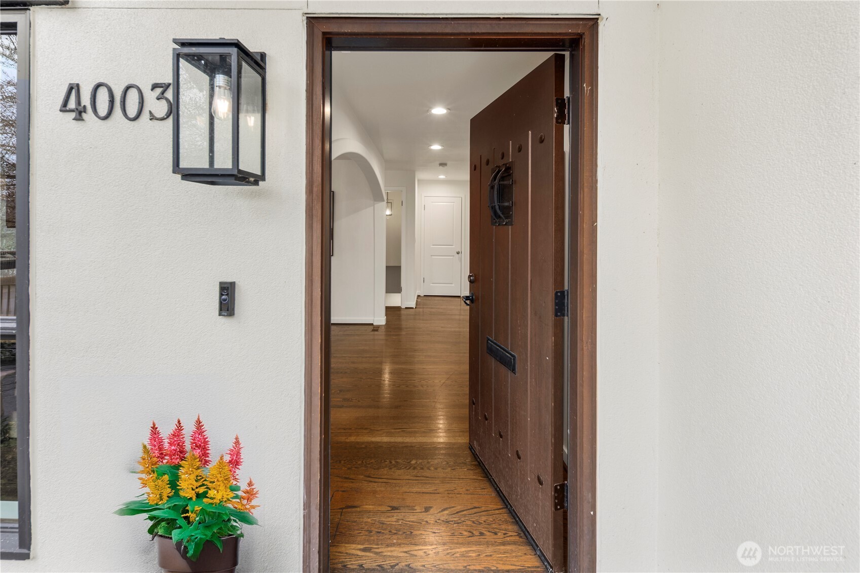 4003 E Newton Street , Seattle, WA 98112