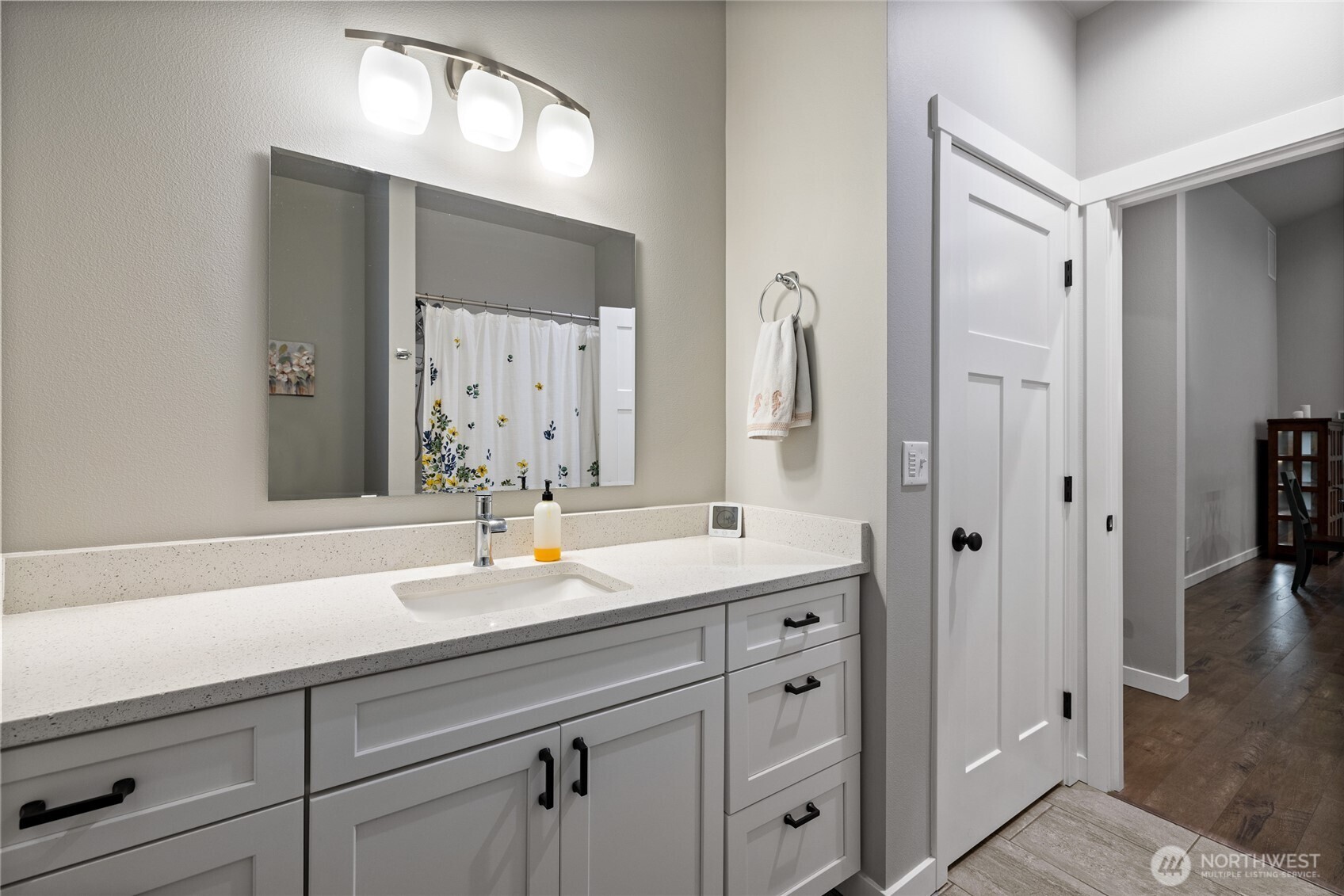 6935 Steamboat Island Road NW, Olympia, WA 98502