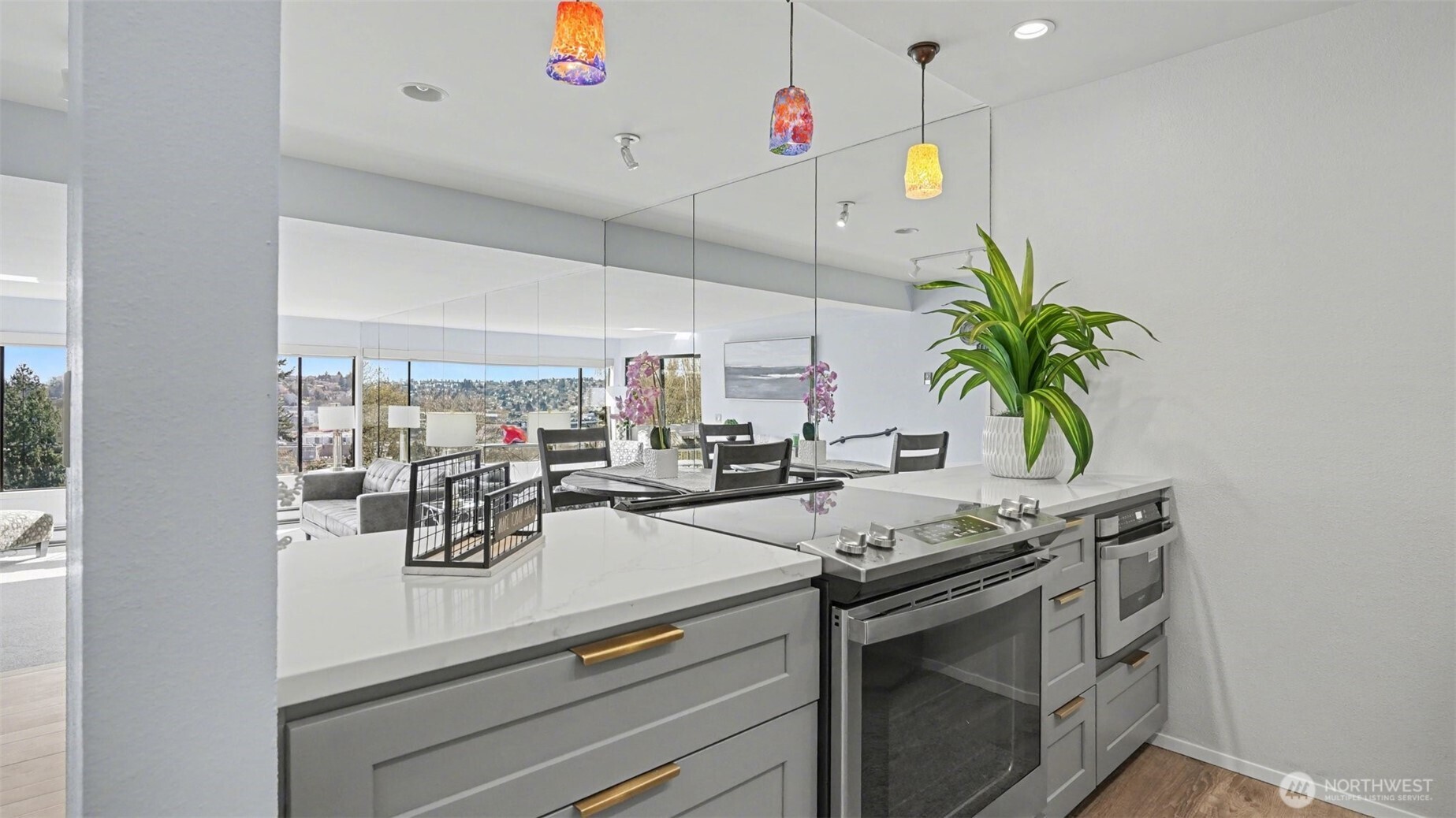 3601 24th Avenue W #306, Seattle, WA 98199