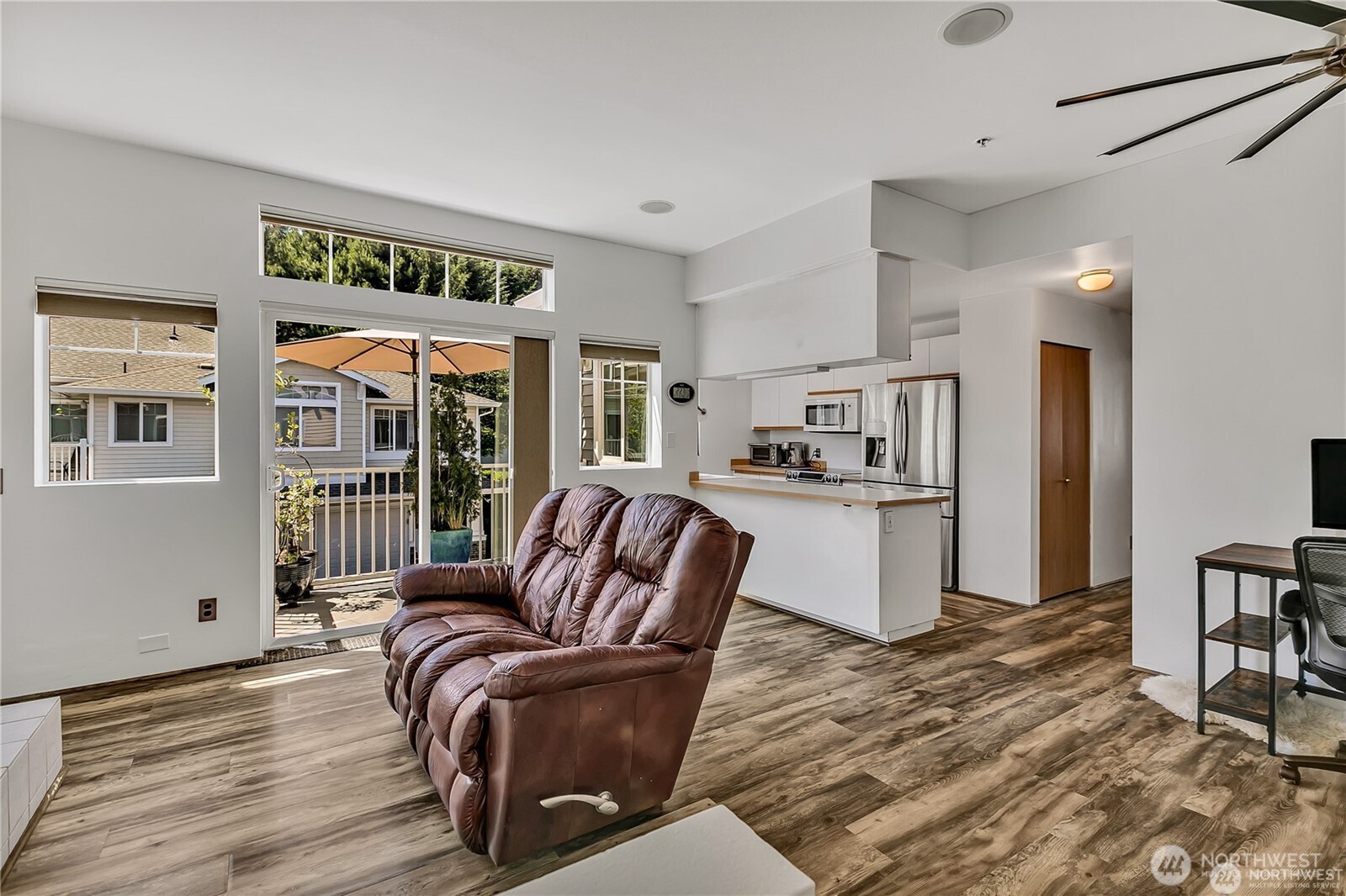 22106 41st Place S #302, Kent, WA 98032