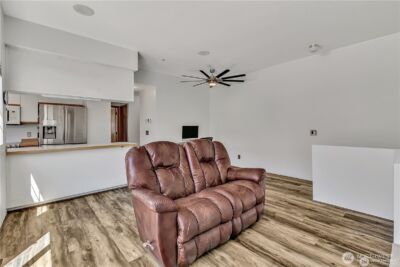 22106 41st Place S #302, Kent, WA 98032 - Photo 9