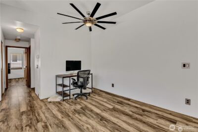 22106 41st Place S #302, Kent, WA 98032 - Photo 10