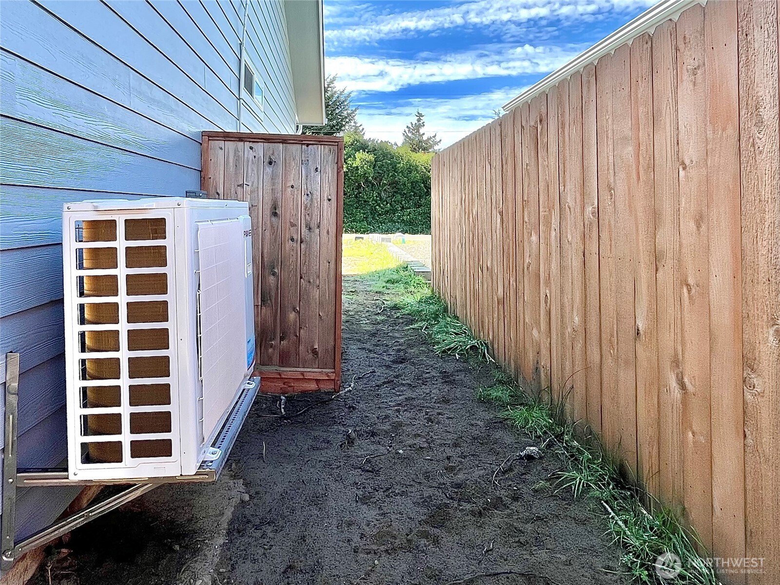 382 S Wynoochee Drive SW, Ocean Shores, WA 98569