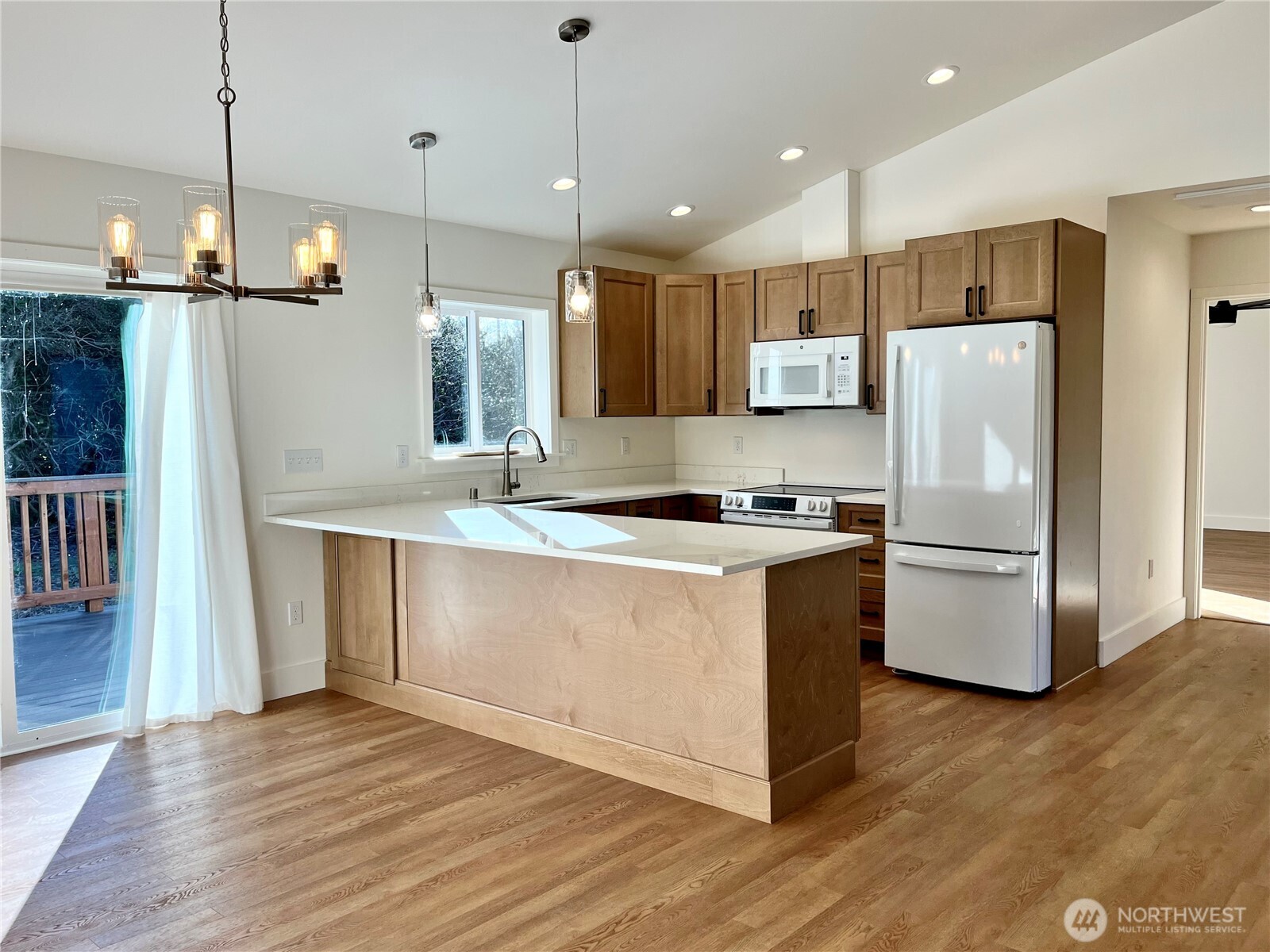 382 S Wynoochee Drive SW, Ocean Shores, WA 98569