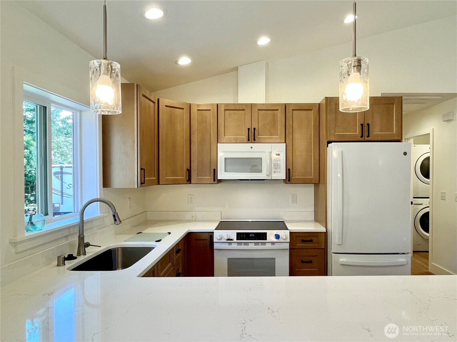 382 S Wynoochee Drive SW, Ocean Shores, WA 98569