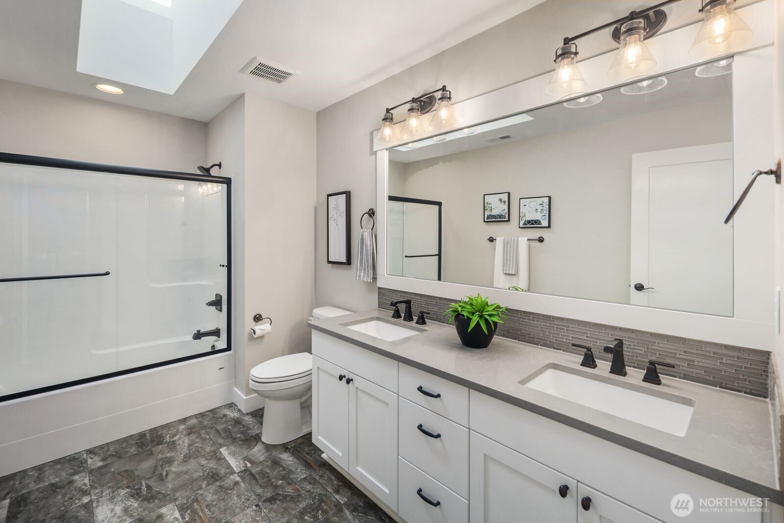 5492 Skyfall Place NW, Bremerton, WA 98312