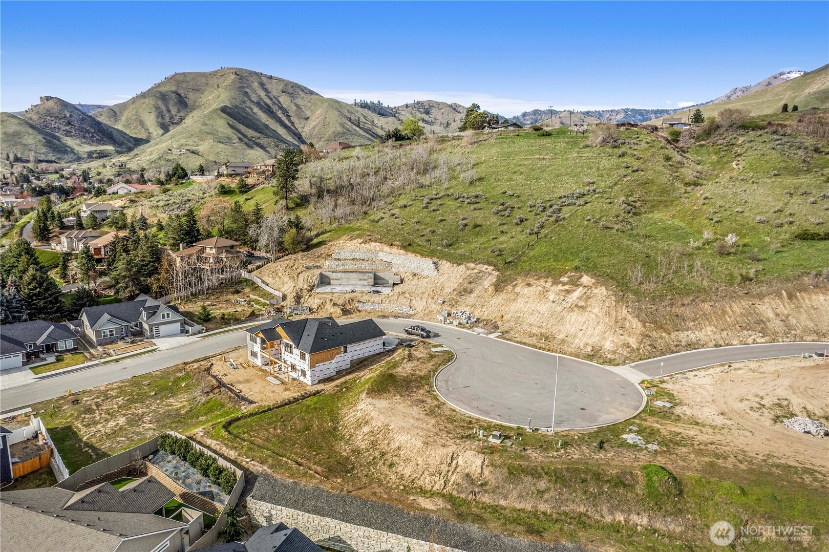 978 Spring Mountain Drive , Wenatchee, WA 98801