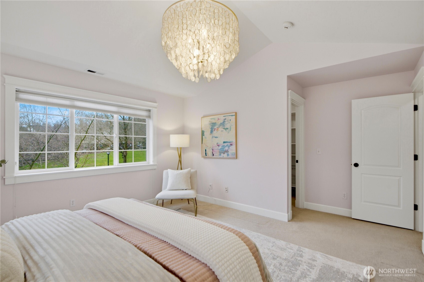 2557 NE Park Dr , Issaquah, WA 98029