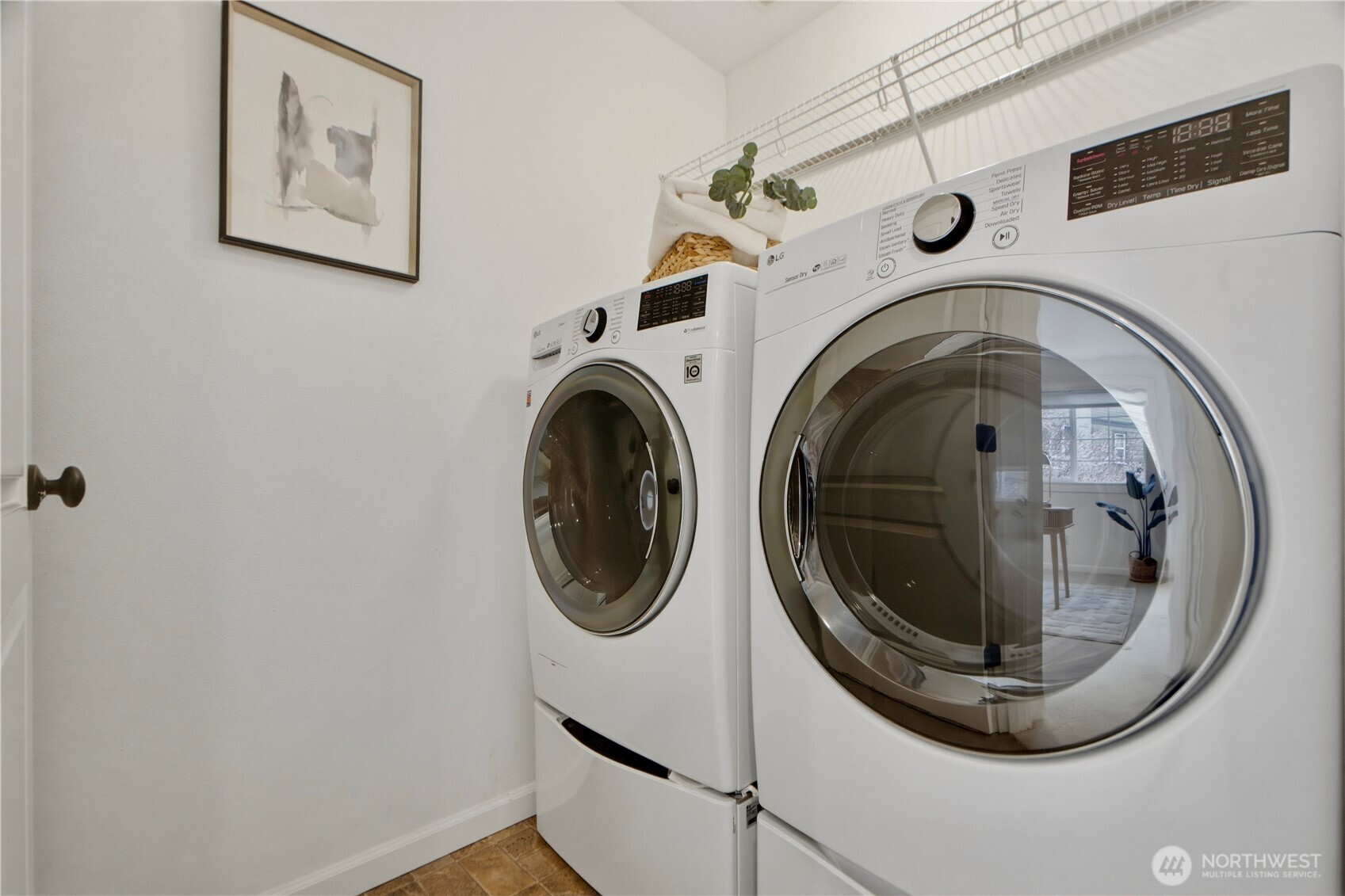 2557 NE Park Dr , Issaquah, WA 98029