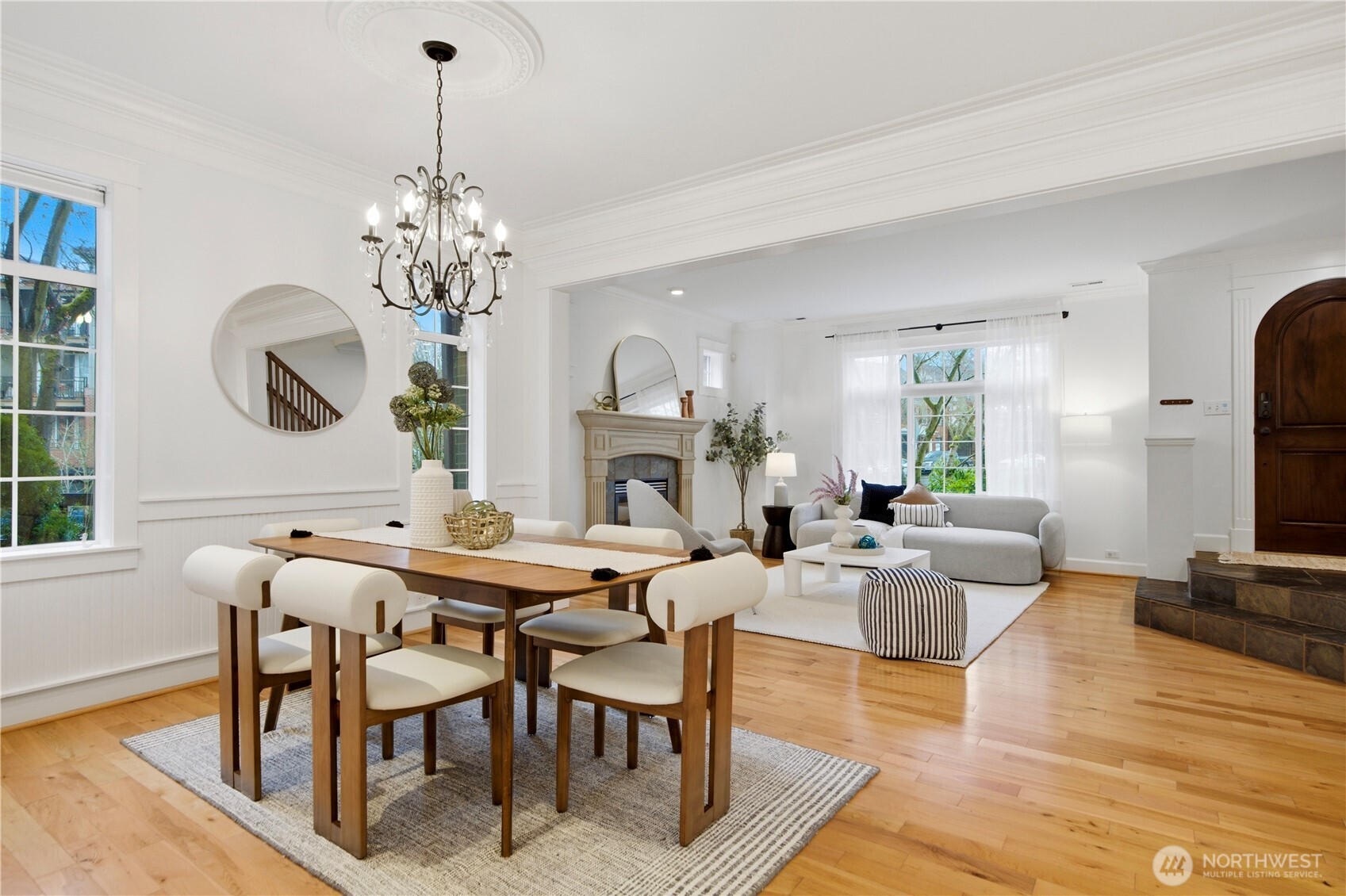 2557 NE Park Dr , Issaquah, WA 98029