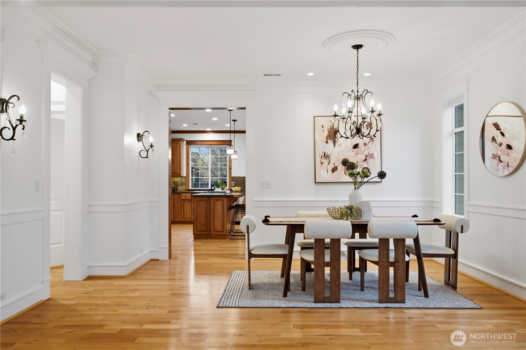 2557 NE Park Dr , Issaquah, WA 98029