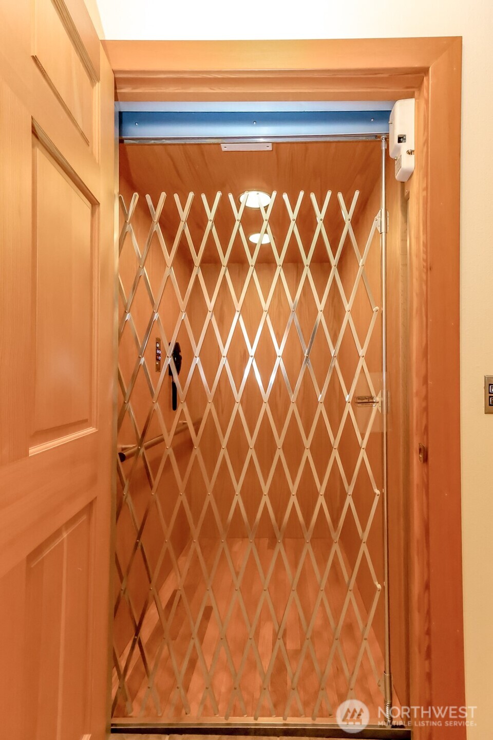 6121 Madrona Drive NE, Tacoma, WA 98422