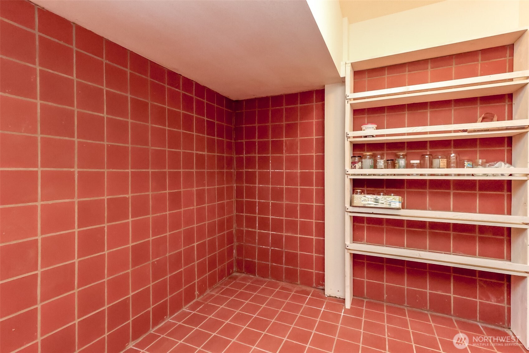 6121 Madrona Drive NE, Tacoma, WA 98422