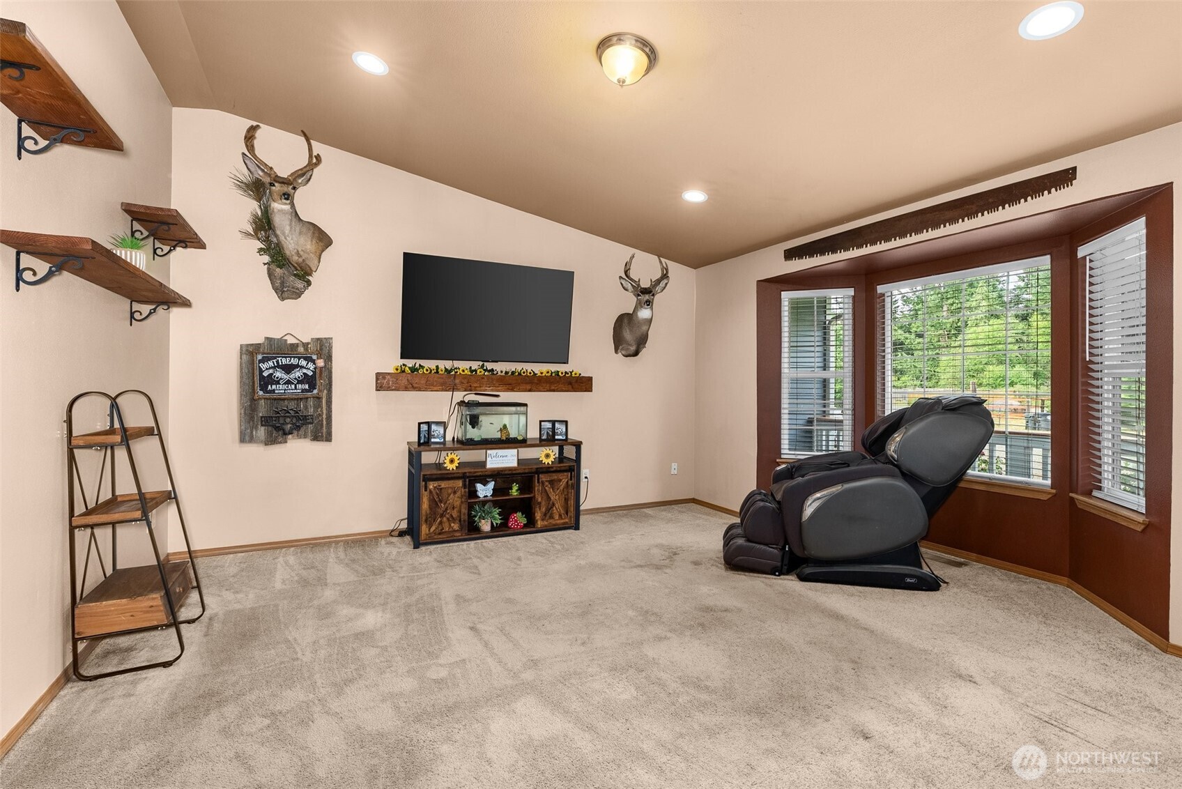 14628 SE Vail Cut Off Road , Rainier, WA 98576