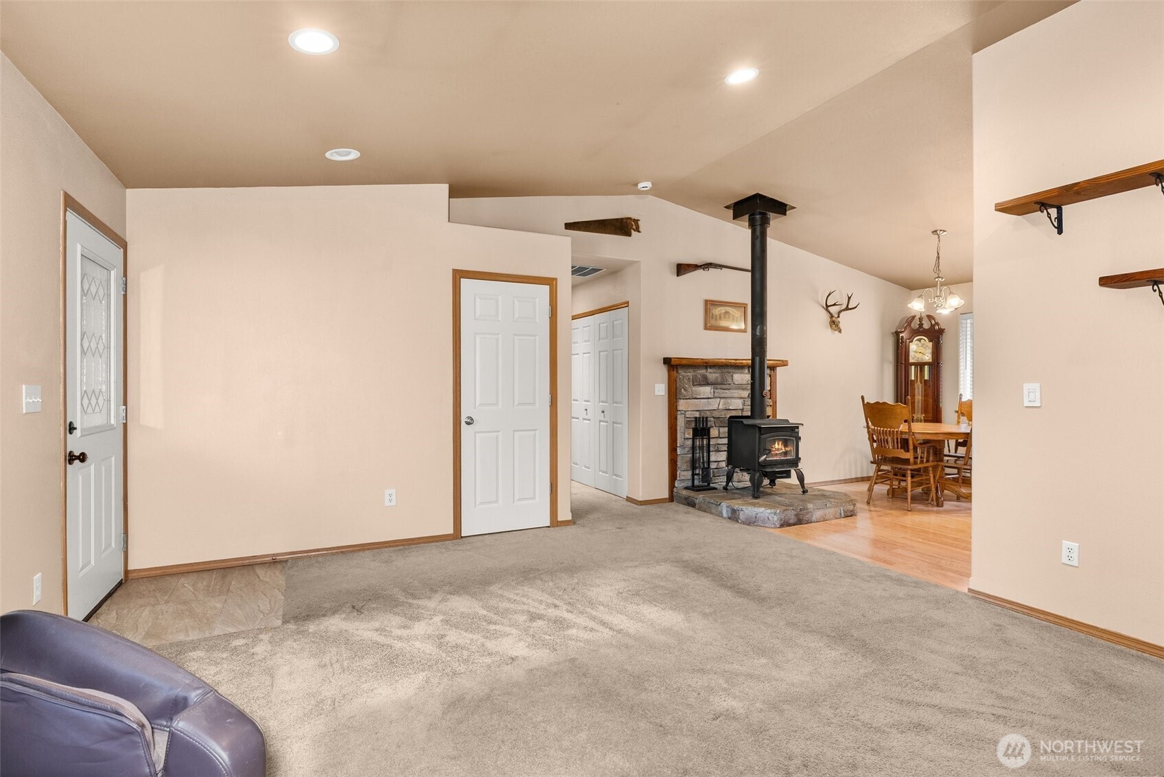 14628 SE Vail Cut Off Road , Rainier, WA 98576